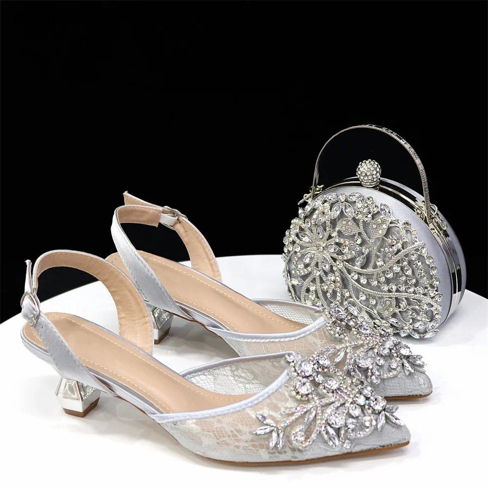 Neue elegante Frau Sandale Schuhe und passende Tasche Set für Hochzeit Party Französisch italienischen Kristall High Heels Schuhe und Tasche Set