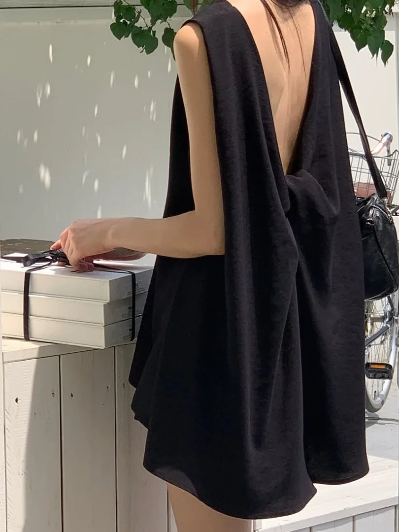 

Ele Casual Bal Loose Women's Vest Button Design Svel Top High-End Feelings Draped Nelines Summer irt