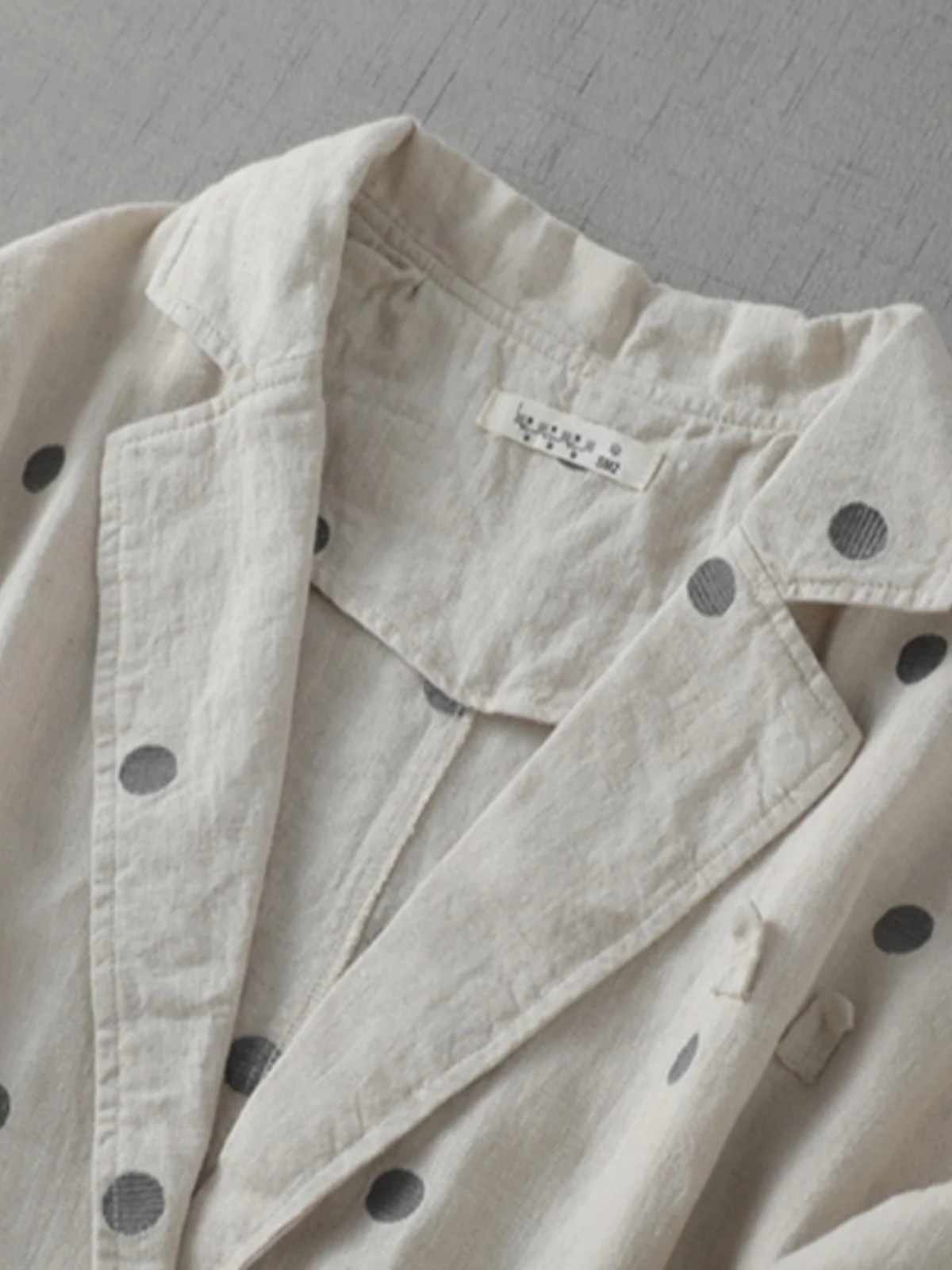 Chaqueta de traje hoada de aodón y lino para mujer, abrigo informal de manga larga con bordado de lunares, longitud media...