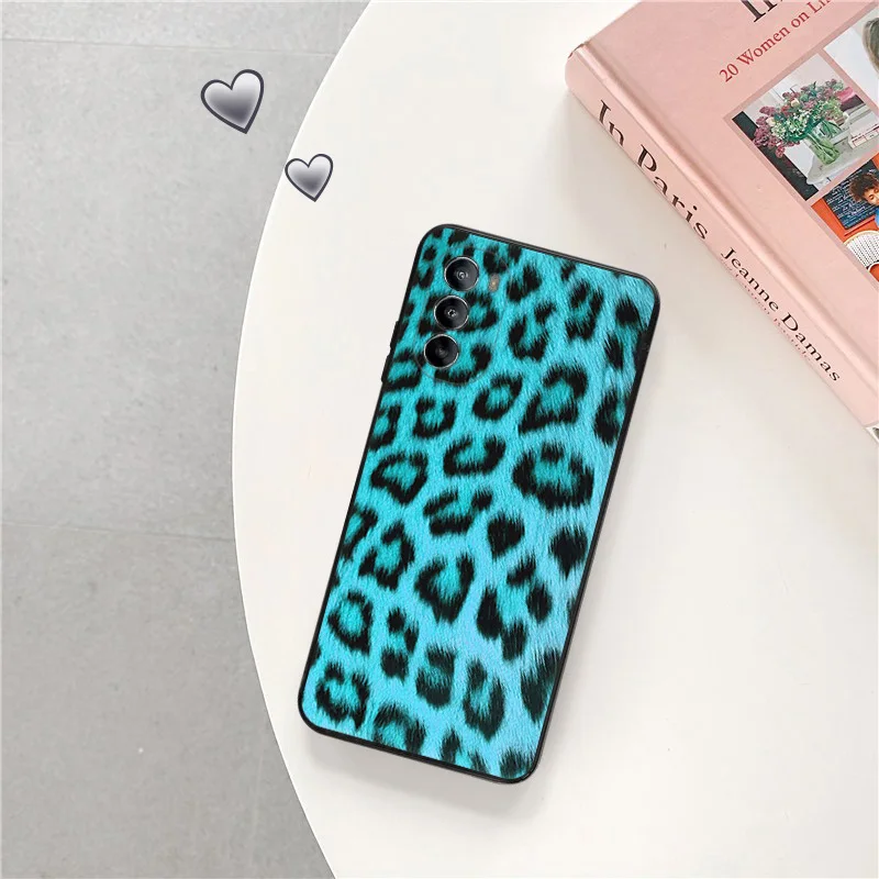 Silicone Black Phone Case for Moto G72 G53 G73 G9 G50 G51 G60 G71 G22 G32 G52 Colorful Leopard Snake Scales Edge 30 20 40 Cover