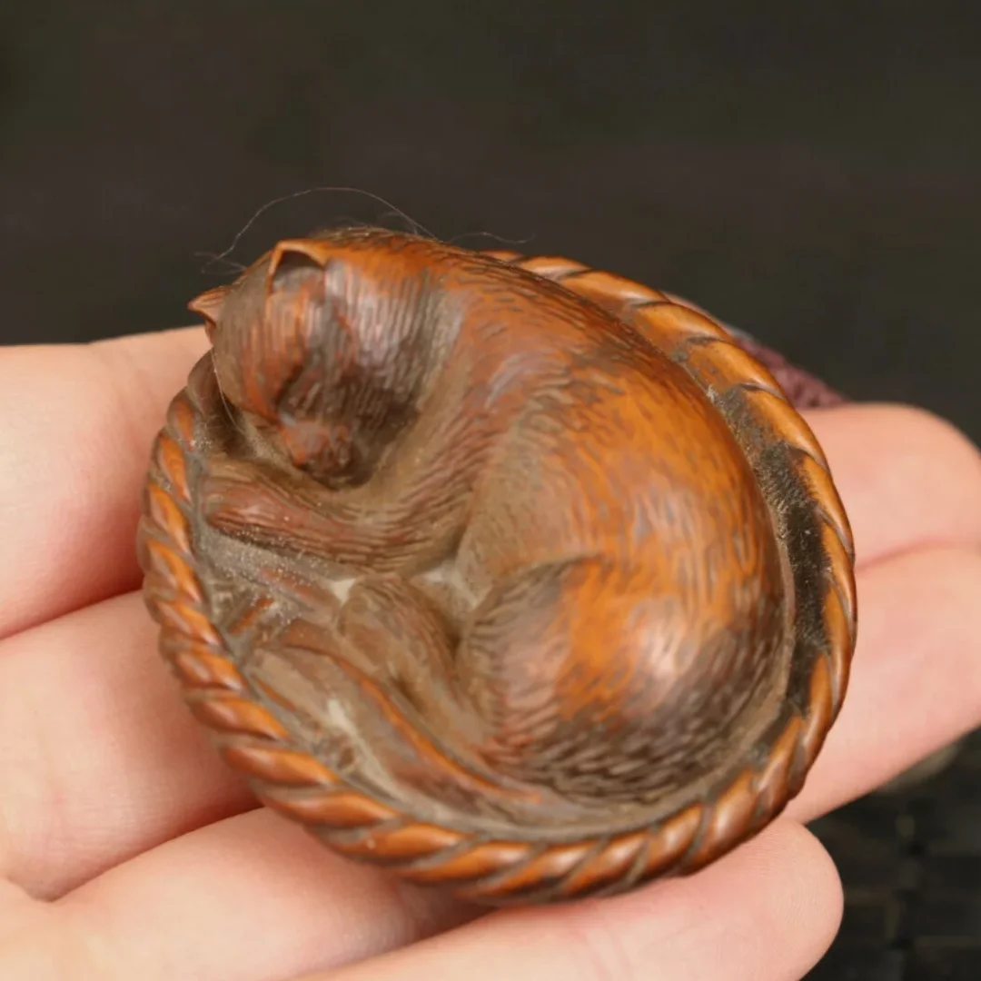 

Rare Japanese boxwood hand carved cat Figure statue netsuke collectable gift
