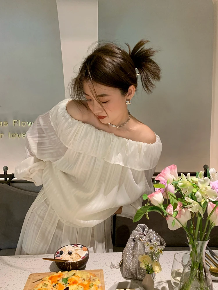 

Style Two-Piece Set Stripe Off-Shoulder Elastic Waist Head over Heels Skirt Polyester Summer Fashion Women's Ensemble
