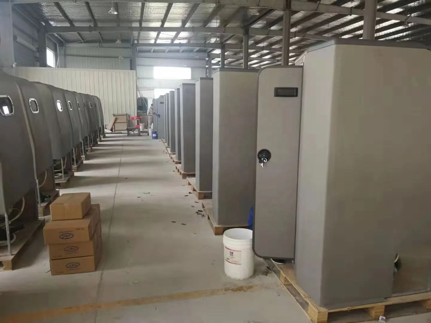 Coach Bus Toilette mit Waschraum