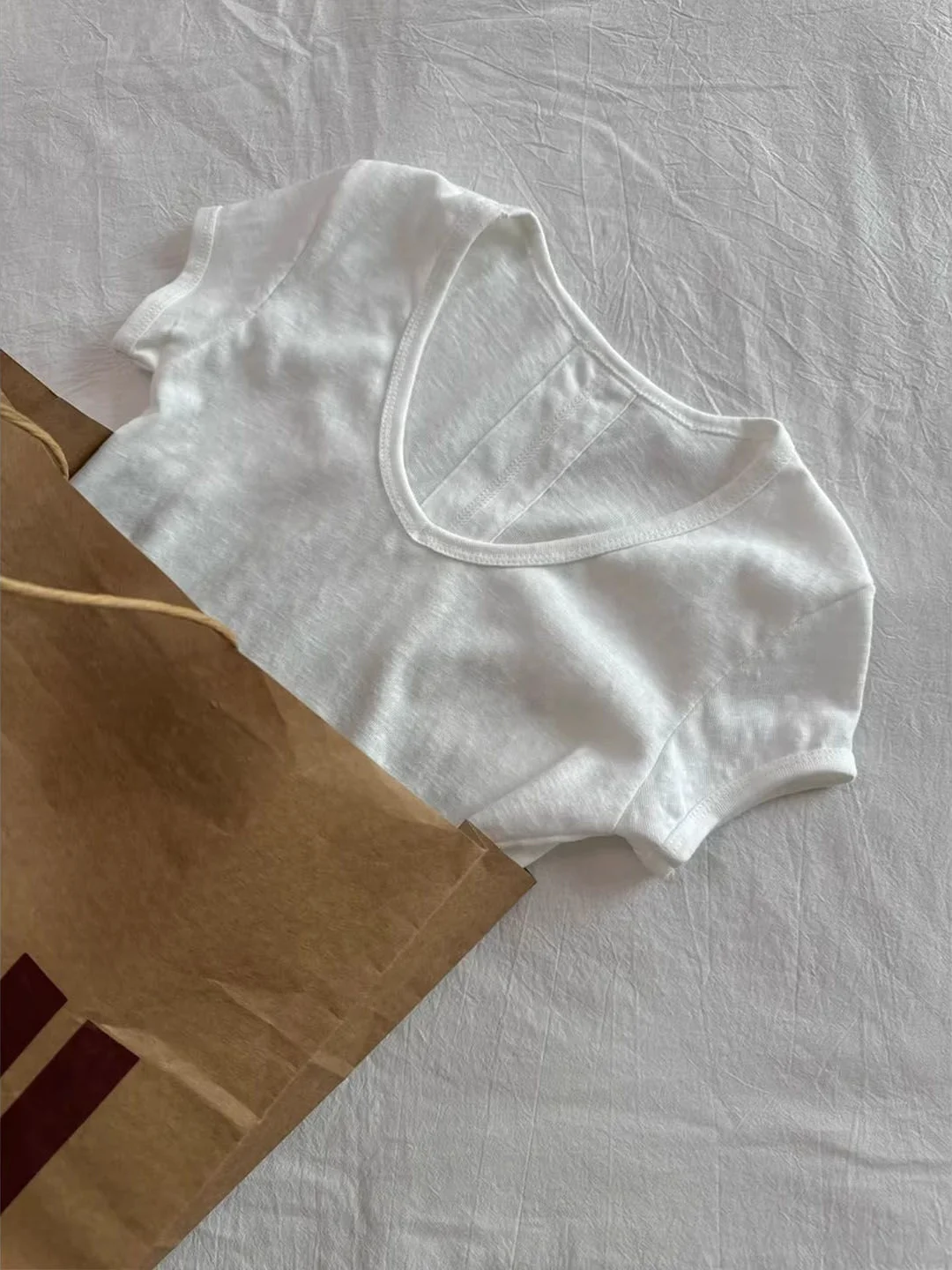 Korean Style Minimalist White Splice V-Neck Short Sleeve T-Shirt Women Summer Lazy Slimming Sexy Thin Thin Transparent Top