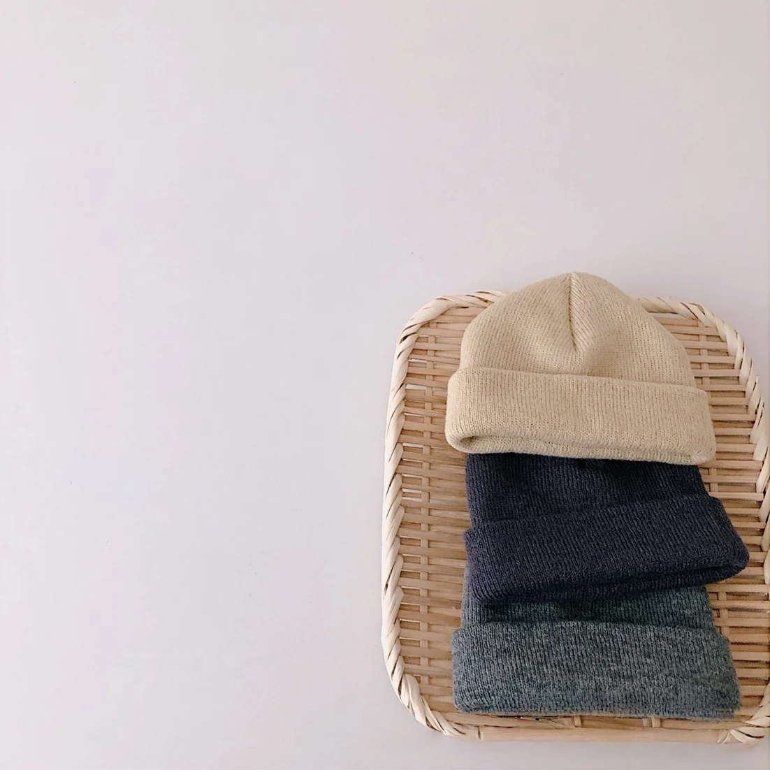 2-24M Winter Gestrickte Kindermütze Dehnbar Winddicht Warme Kindermützen und -kappen Ins-Stil Bonbonfarbene Weiche Kindermütze mit Umschlag – Detail 9