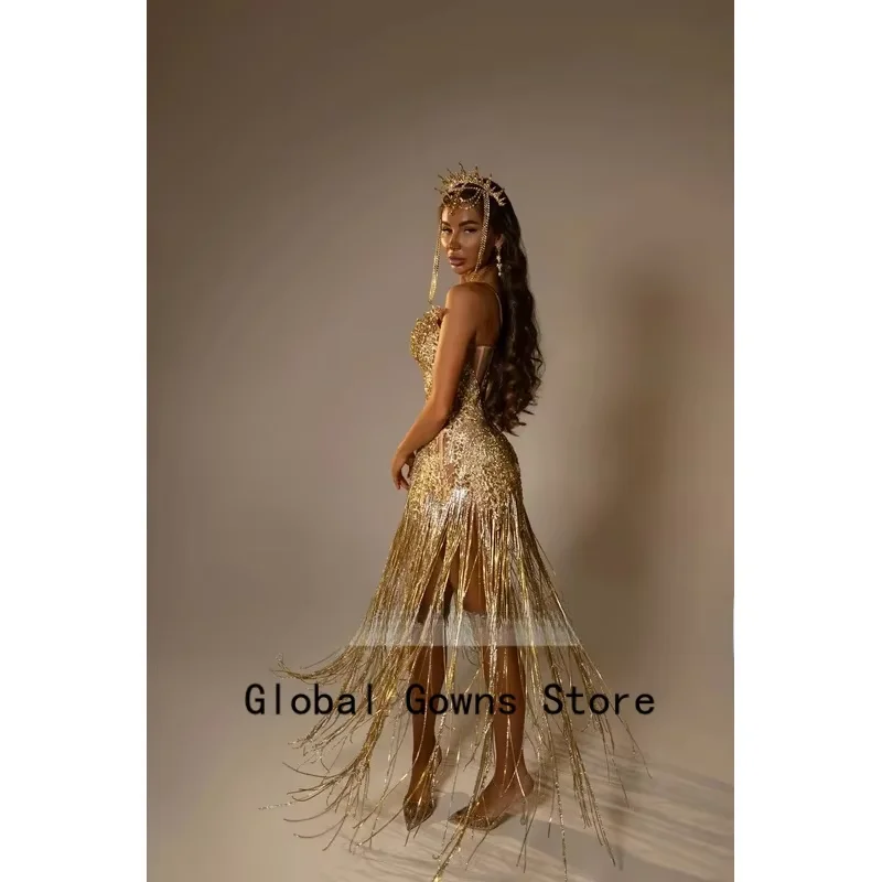 Gold Trendy Homecoming Dresses for Women with Tassel Rhinestones V-neck Mini Sheath Robes De Soire платье с пайетками Customized