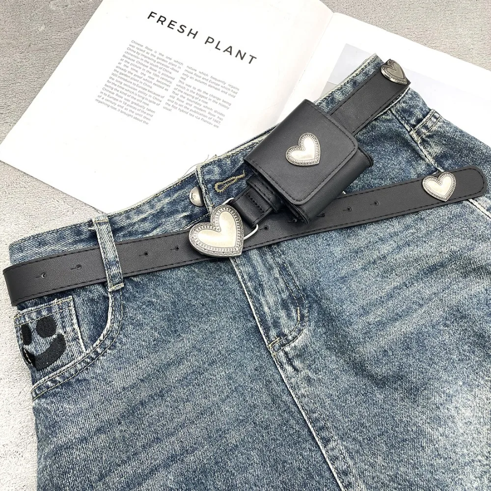 

Портативный чехол для ключей с поясом в форме сердца и сумкой, многофункциональная поясная сумка в форме сердца Y2K, водонепроницаемая поясная сумка из сплава, пояс для улицы