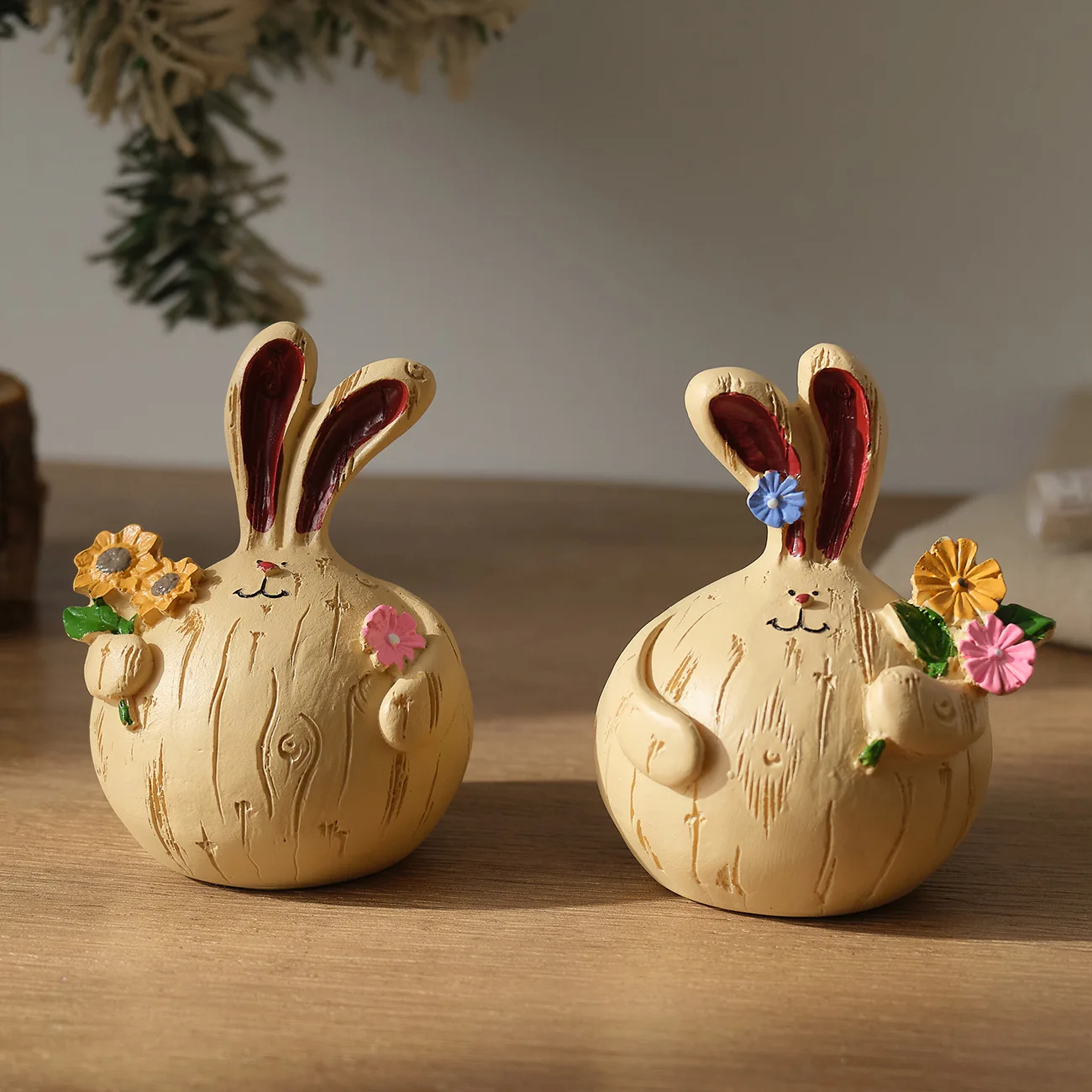 

Rustic Style Flower-Picking Plump Rabbit Resin Craft