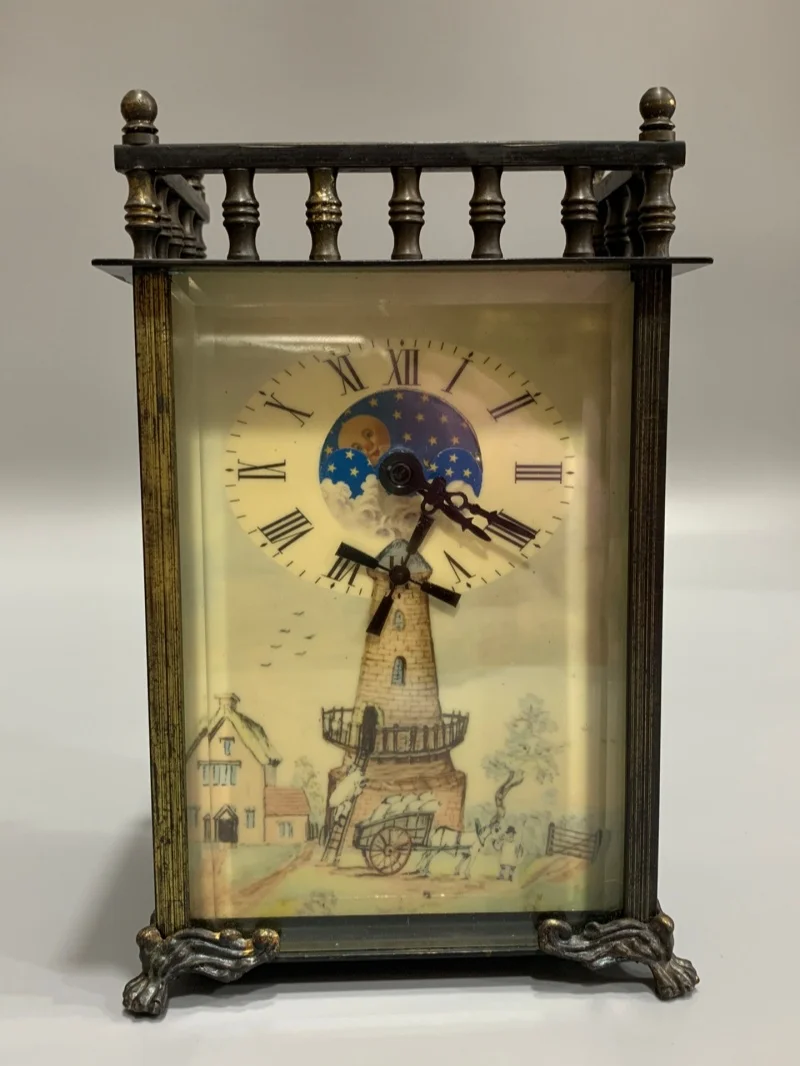 

Chinese collection European style antique brass Western figure paintings mechanical clock home decoration ornaments