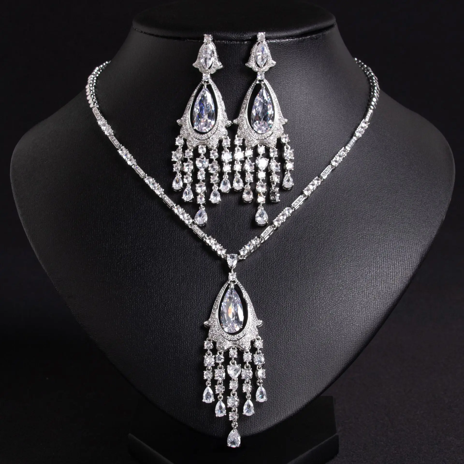 HIBRIDE New Style Tassel Pendant Necklace Earrings Women's Jewelry Zircon Necklace Earrings Set Party Graduation Festival S-595