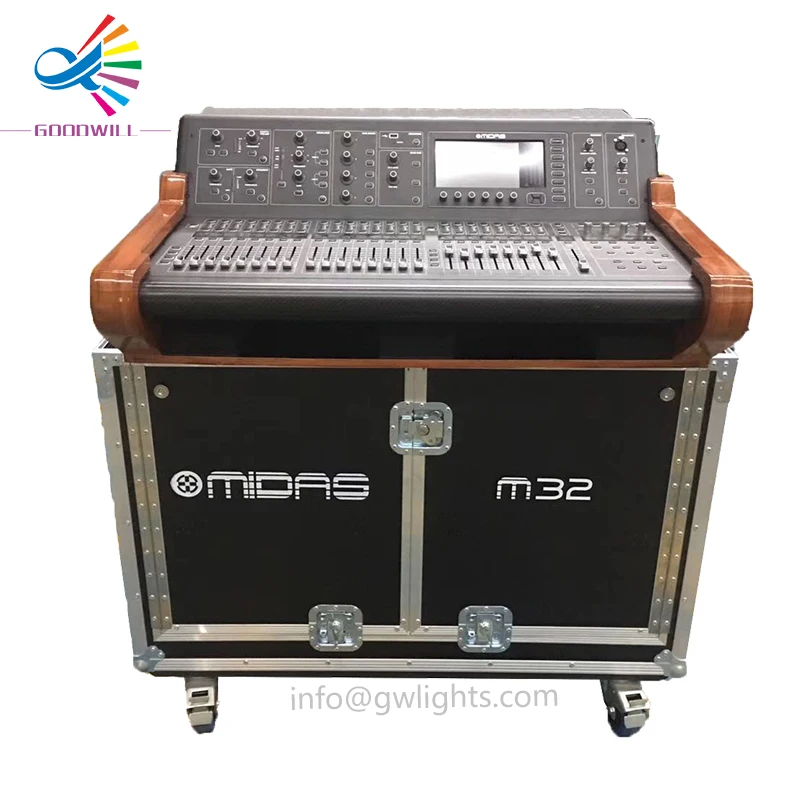 Flight Case idraulico a vibrazione stradale impermeabile e ignifugo per cassa Mixer Midas M32