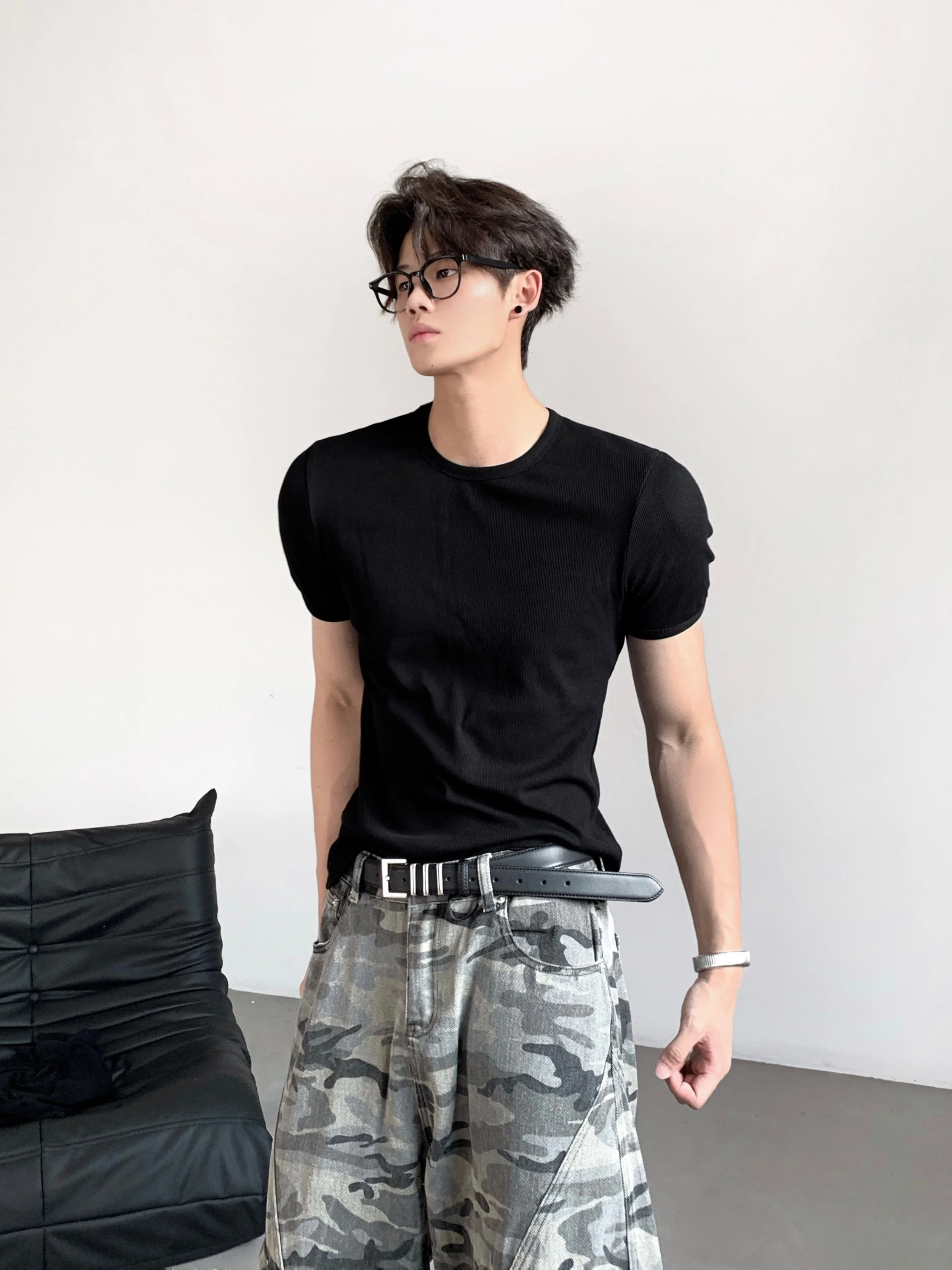 Ace Tailors Minimalist Pure Color Knitted Half Sleeve T-Shirt Men's Summer Slim Fit Shoulder Level Top Youth Fashion Cotton B...