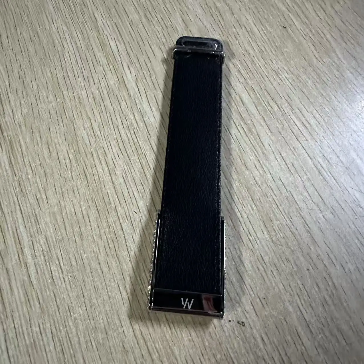 Compatible with Whoop 5.0 MG Crystal Straps Band featuring a top-layer cowhide leather buckle straps bright silver metal U-shape