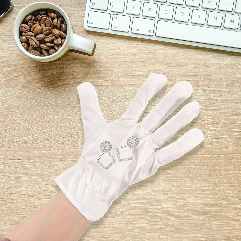 

4Pairs Dust-Free Gloves Microfiber Anti-Static Comfortable Breathable Jewelry Gloves Hand Protector for Exhibition Etiquette