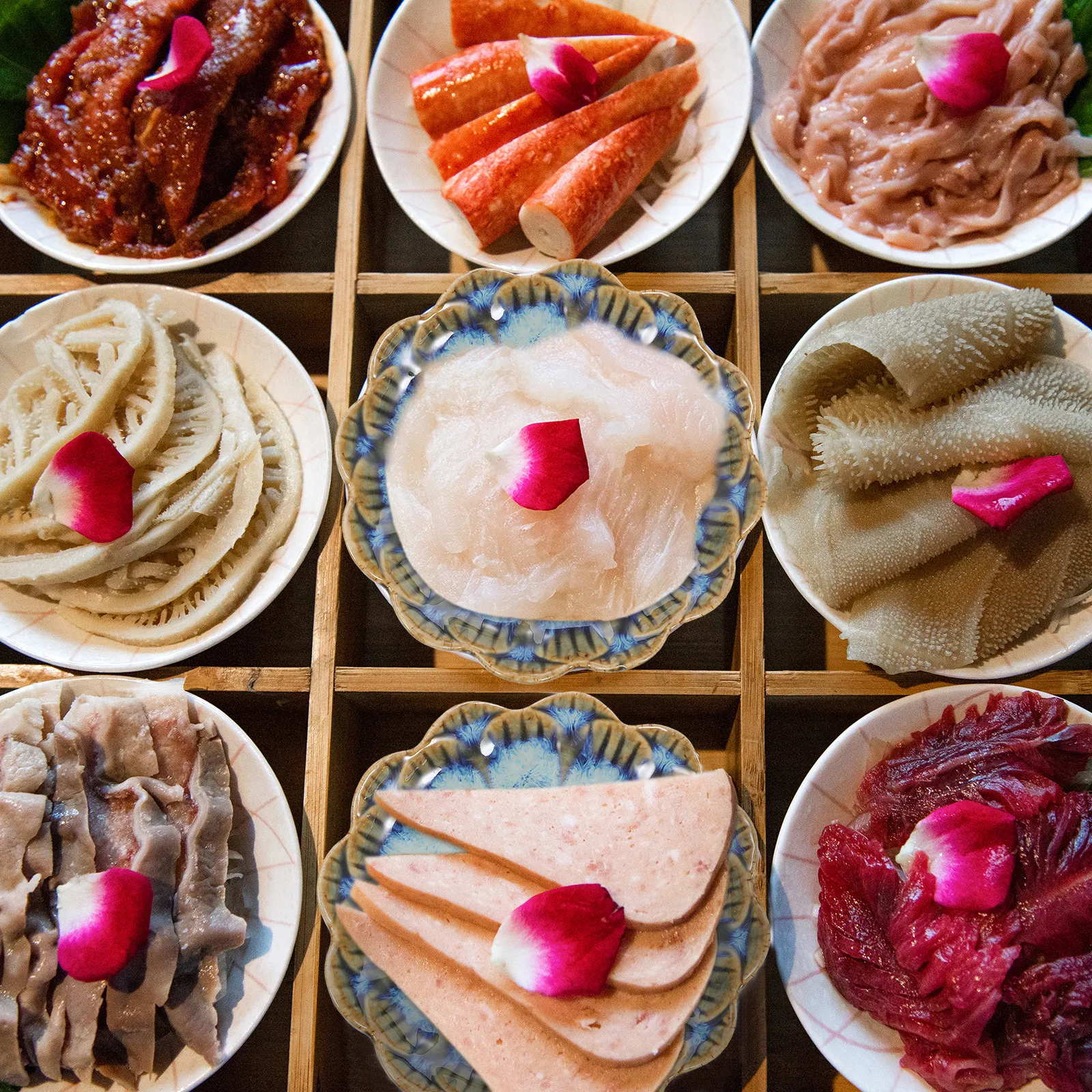 Juego de 3 Platos de Cerámica Estilo Japonés con Diseño de Girasol para Salsas, Aderezos, Mostaza, Chutney, Aceite de Oliva, para el Hogar, la Escuela o Picnic