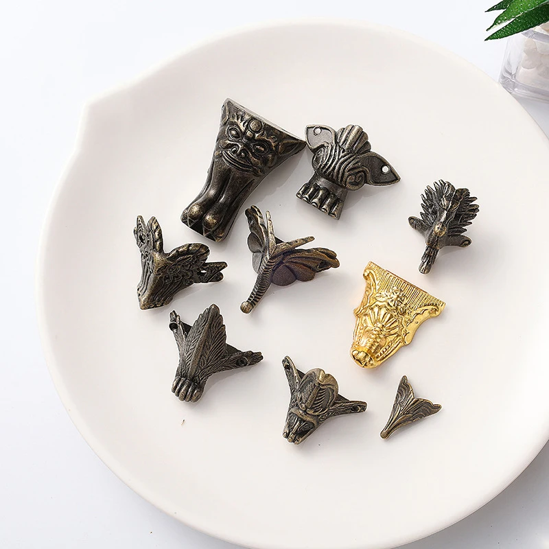 4Pcs Antique Furniture Corner Protectors, Small Metal Legs for Jewelry Box/Case, Decorative Wooden Cabinet Feet Brackets