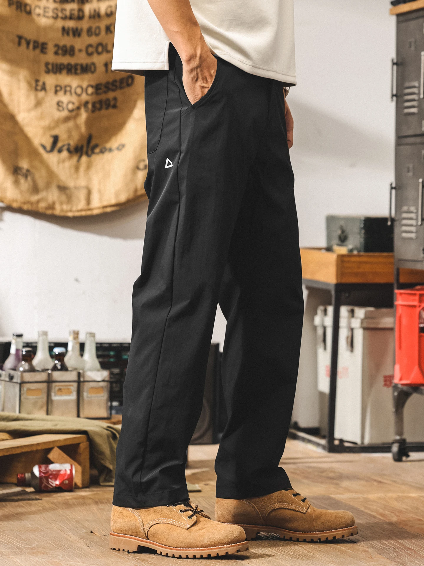 

Летние мужские повседневные брюки из тонкого ледяного шелка, свободные прямые брюки, длинные брюки для улицы, модные брендовые легкие удобные брюки...