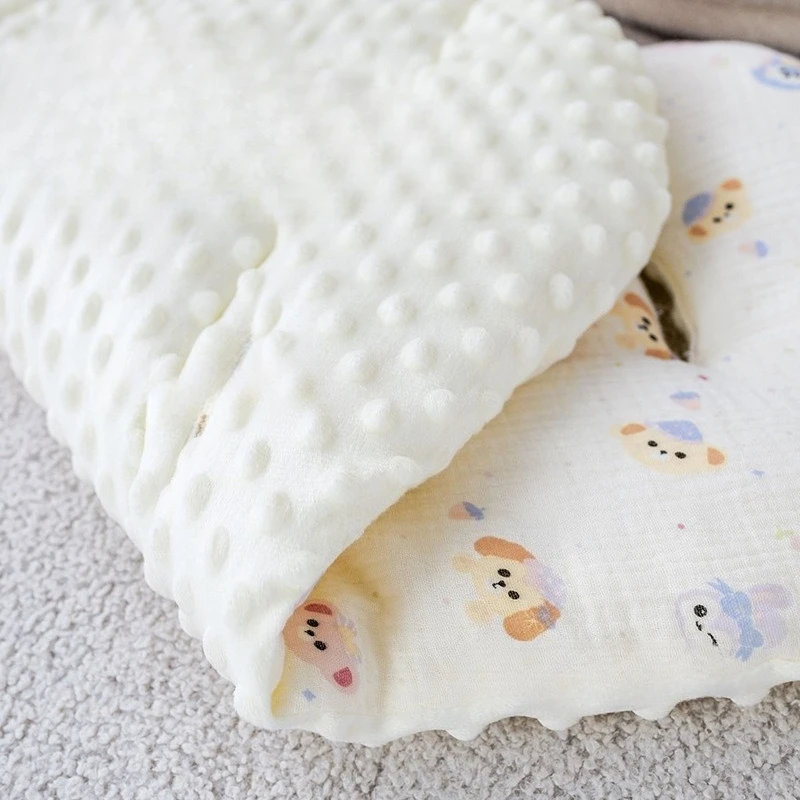 Плюшевая флисовая подушка для сиденья коляски в горошек, подушка для стульчика, теплый коврик для детской коляски, нескользящий универсальный аксессуар для коляски