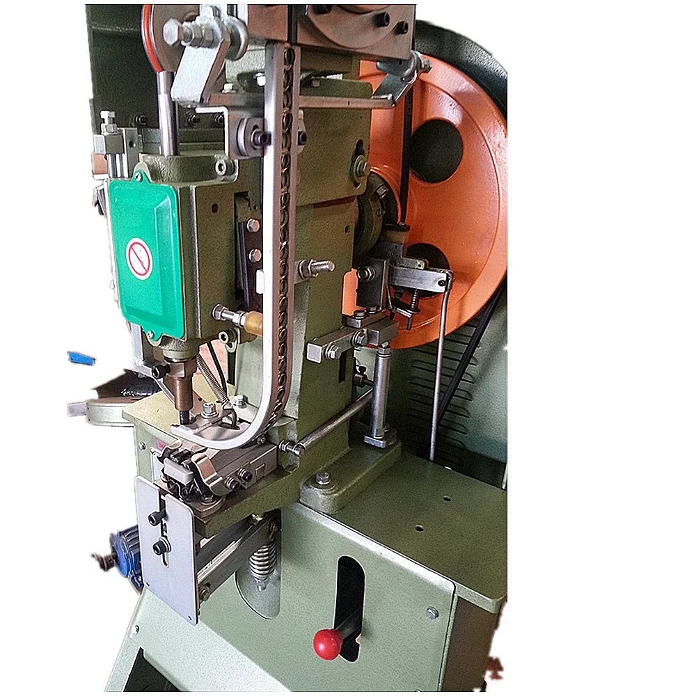 Macchina automatica per occhielli per tende del produttore di CD