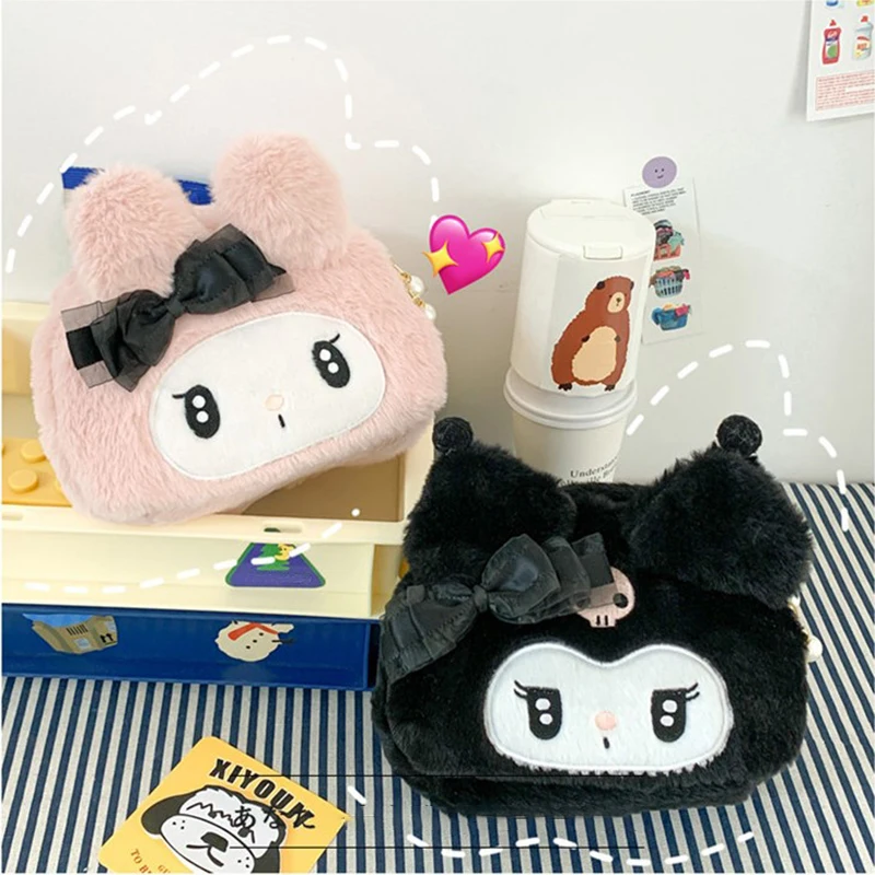 Bolsa de maquillaje portátil de dibujos animados, juguete de felpa, Sanrio Kuromi Melody, bolsa de almacenamiento para el hogar, regalo para niñas, nuevo