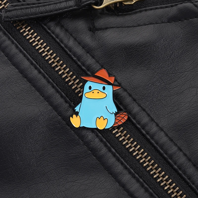 Phineas und Ferb Perry das Schnabeltier Pin Cartoon Charakter Agent P Niedliches Tierdesign Anime TV-Serie Fan Geschenkkollektion