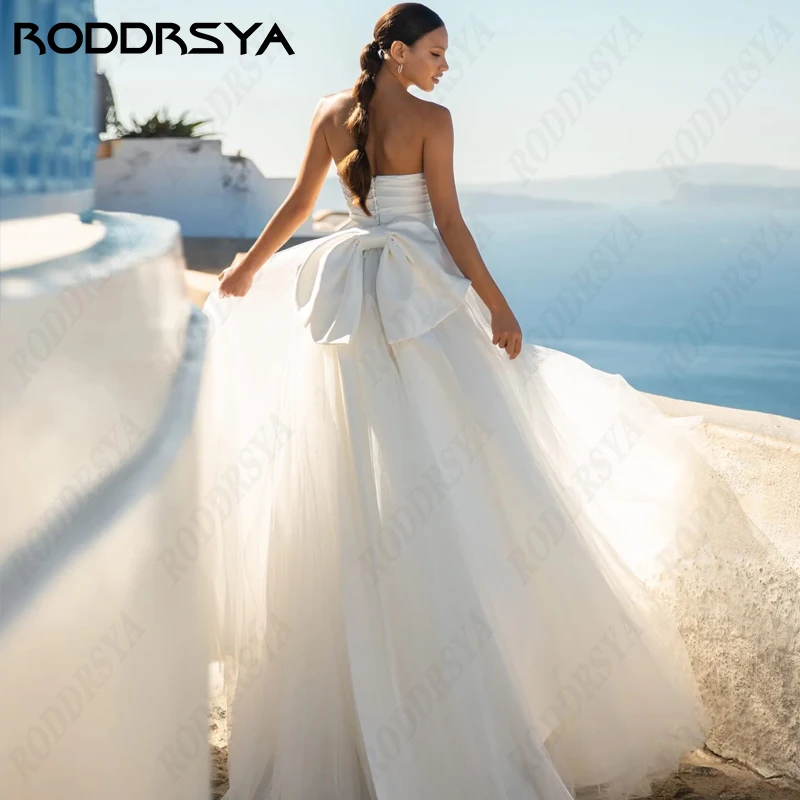 RODDRSYA Simple Strapless Beach Wedding Dress for Bride A-line Sleeveless Bridal Gown Appliques Tulle Vestido De Noiva Minimalis