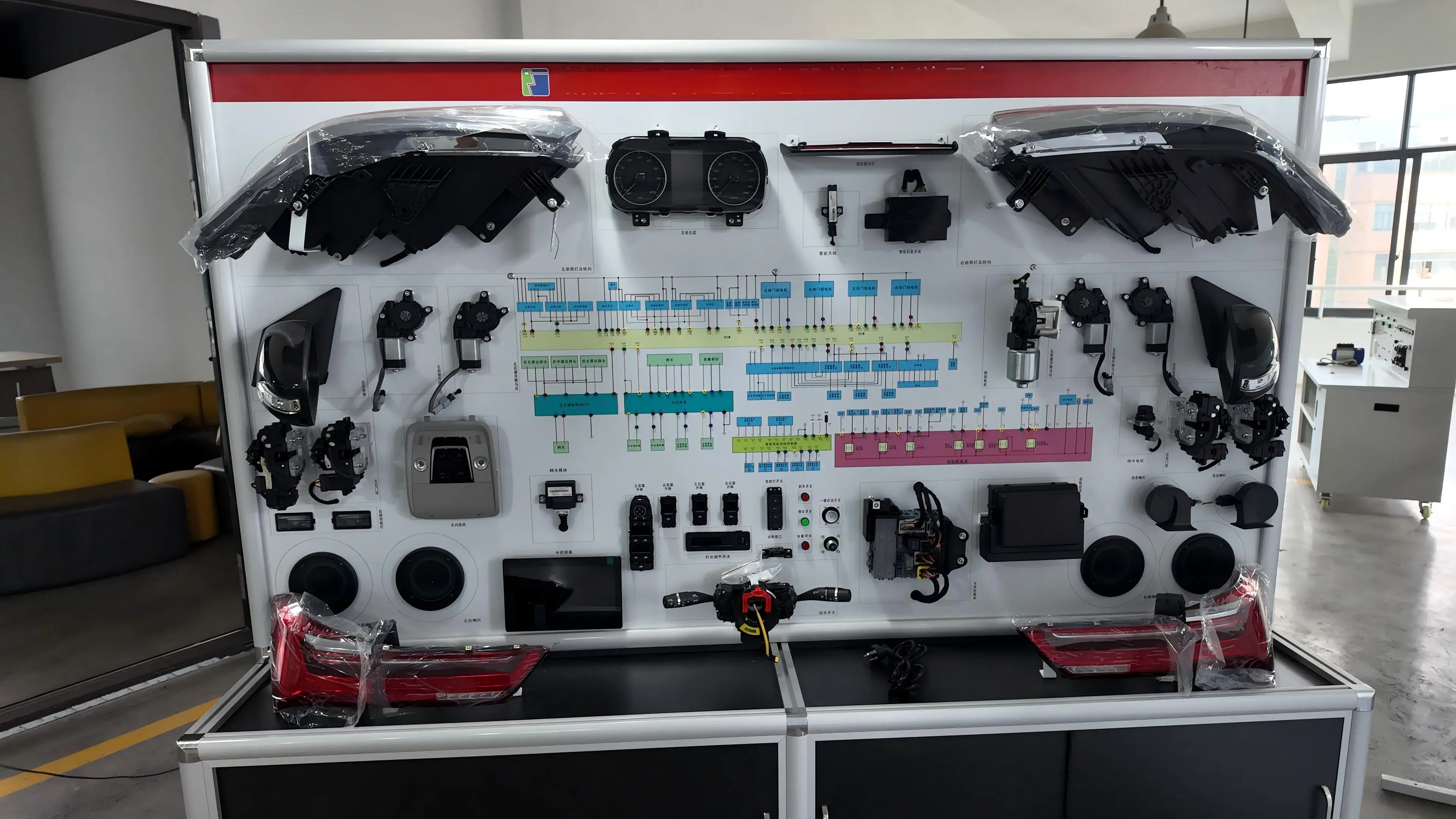 New Energy Vehicle Whole Vehicle Electrical Equipment Testing Teaching Platform Educational Equipment - view 3