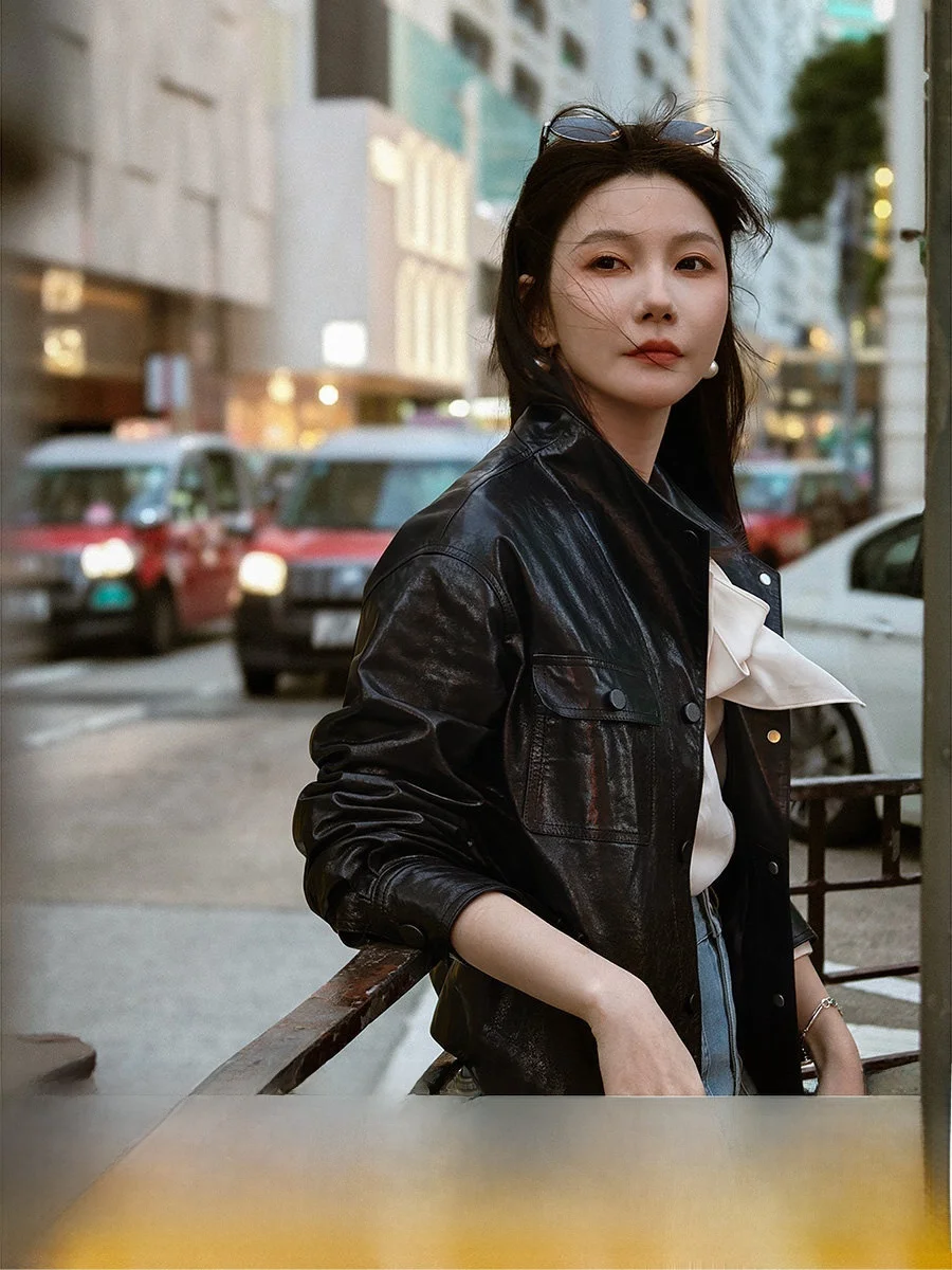 

Весна 2026: Новая женская куртка из овечьей кожи с эффектом холодного варения, с воротником-стойкой, приталенная, ветрозащитная, глянцевая, для повседневной носки