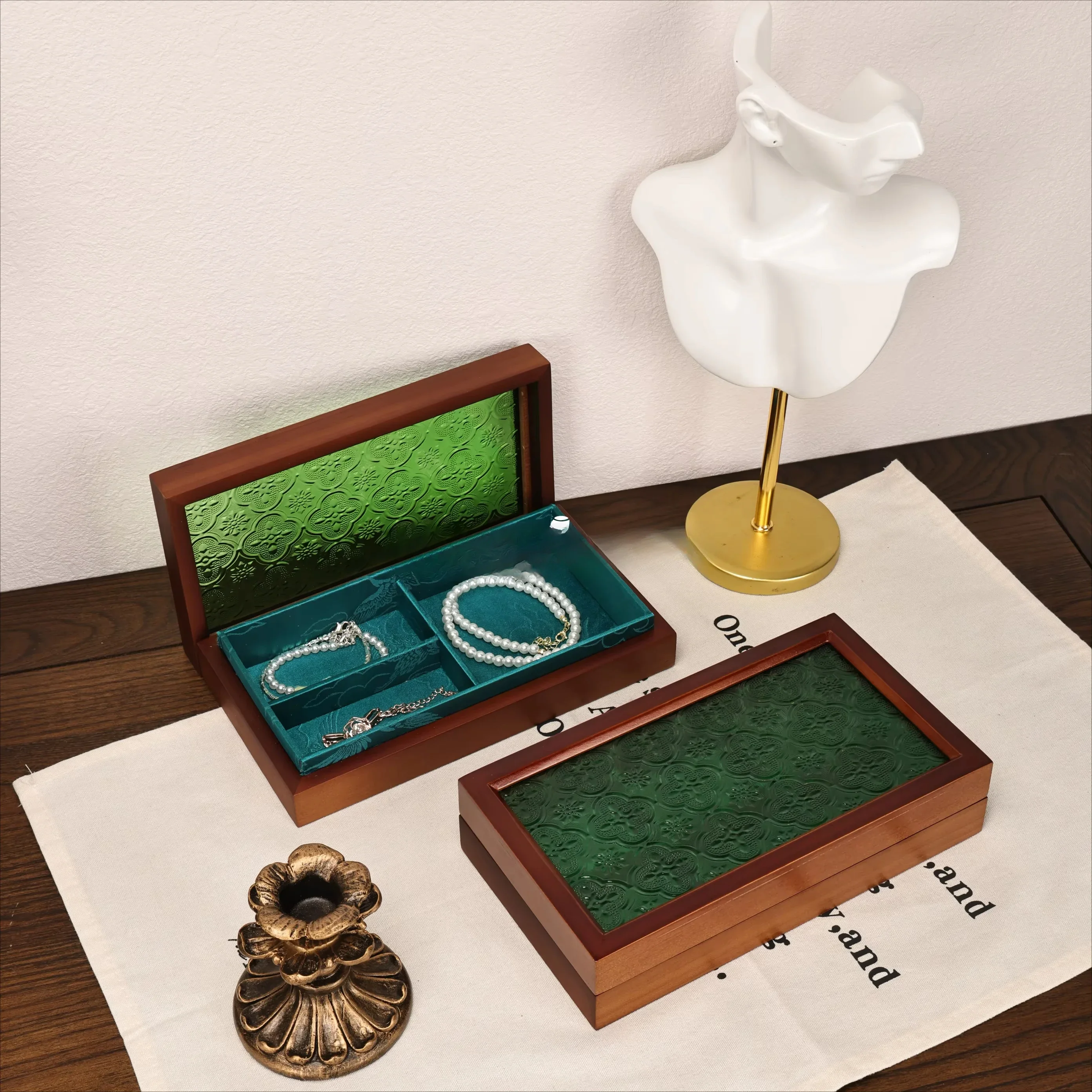 

# Vintage Large Capacity Solid Wood Jewelry Box With Begonia Glass Lid For Storage And Display