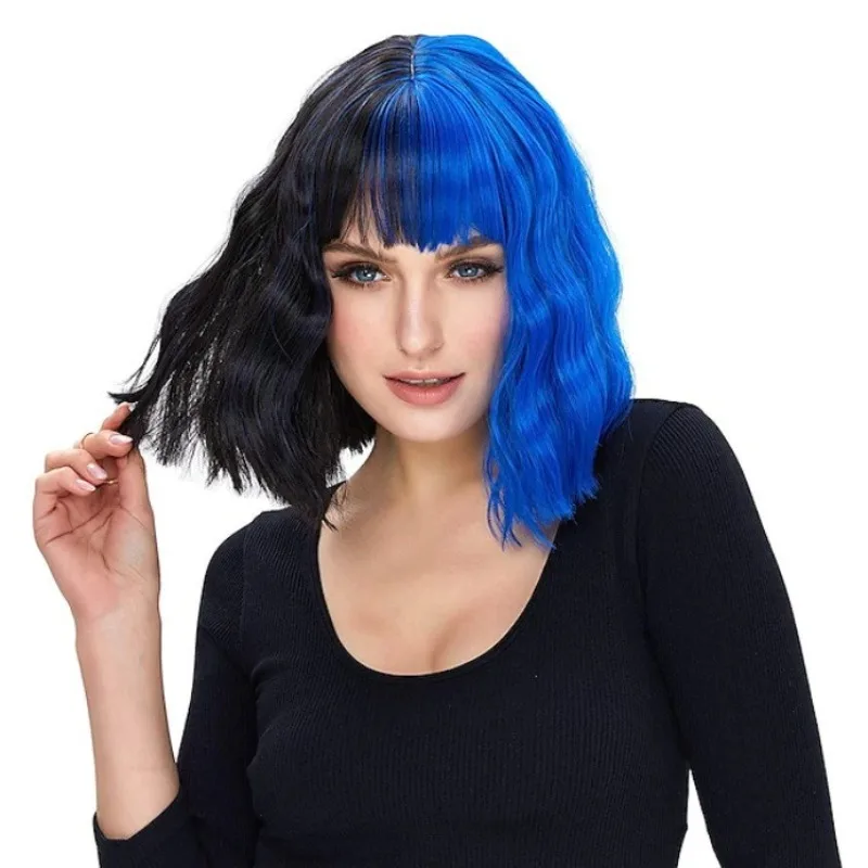 Halloween Zweifarbige Farbe Kurzes lockiges Haar Musik Festival Dress Up Gerader Pony Wellen Rollbar Perform Kopfbedeckung Mittellange Perücke