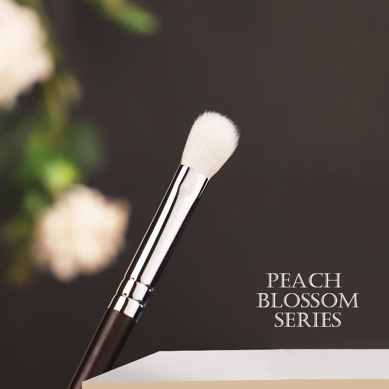 CHICHODO Makeup Brushes-Peach Blossom Series-Professional Eye Shadow Soft White Fibrous Hair Single Professional Make Up Brush