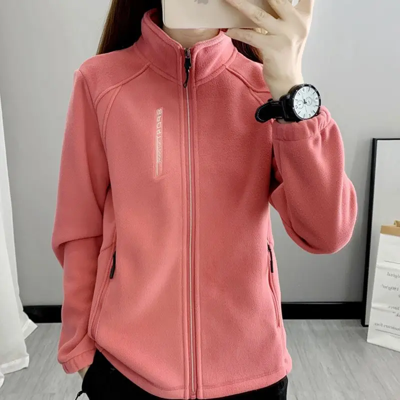 Winter Warm Cashmere Jacket Women High-end Ski Fleece Iined Thickened Coat Casual Womens Outdoor Camping Cold-proof Jacket
