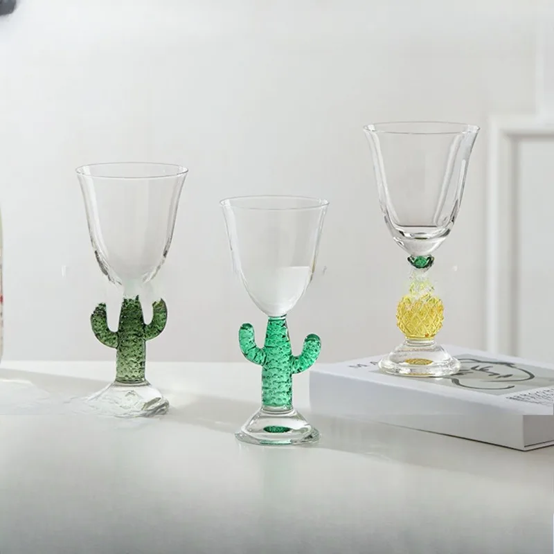 Creative glass wine glass crystal glass special drinking cup artificially blown juice cup modeling cup