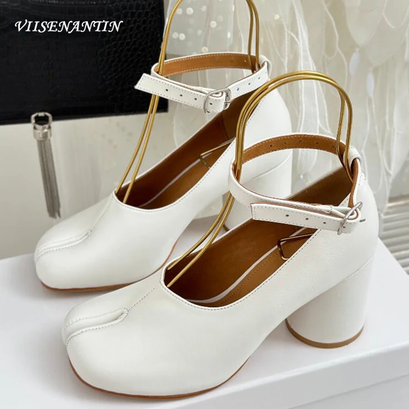 

Top Quality Sheepskin Leather Ankle Buckle Strap Autumn Pumps Shoes Split Toe Round High Heel Party Runway Outdoor Sapatos Women