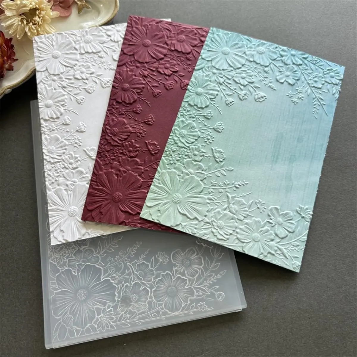 Floral Corner Border 3D Embossing Folder, Wildflower Leaf Branch Plastic Textured Stencil for DIY Scrapbooking