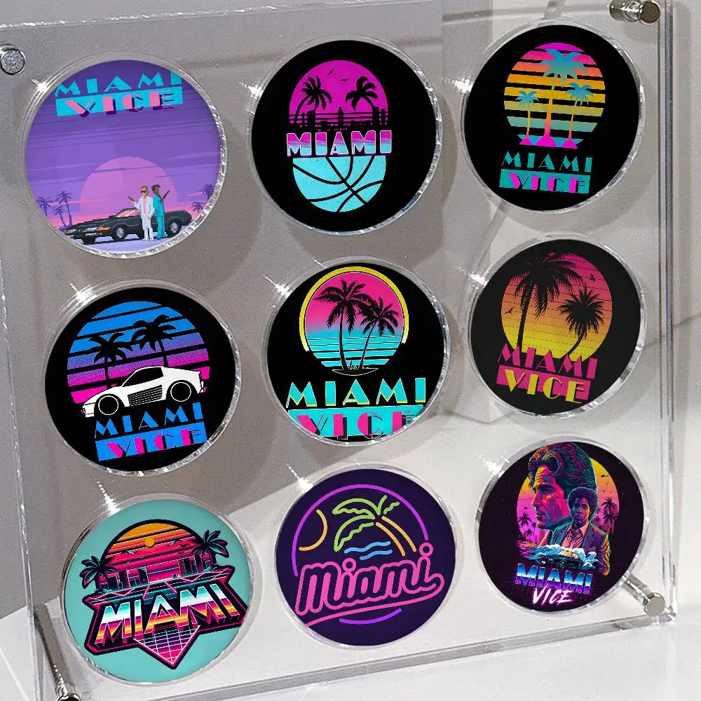 M-Miami Vice Movie Coole Abzeichen Anstecknadeln Anstecknadeln Hutnadeln Broschen Geschenke Dekor Rucksäcke