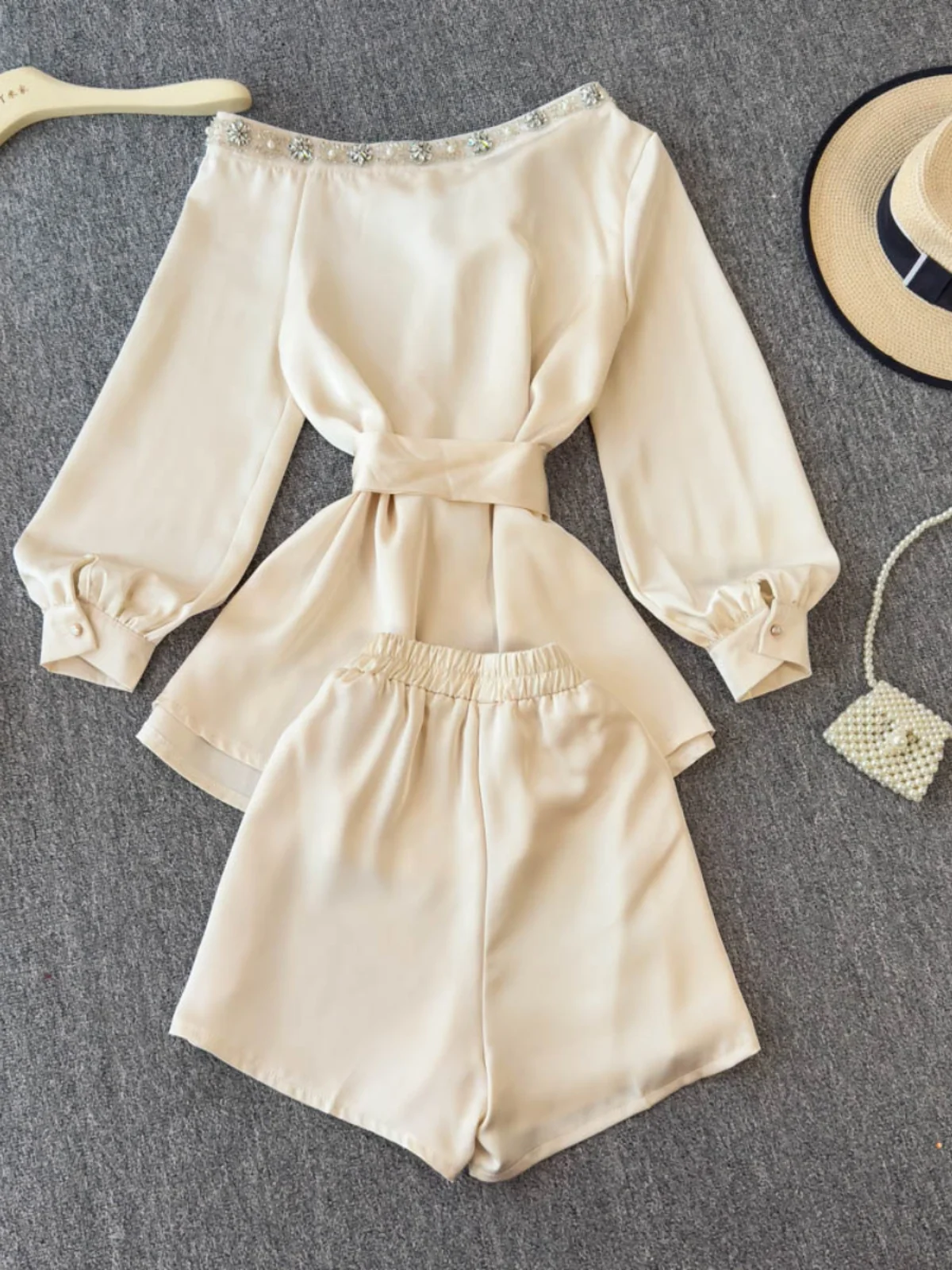 

Ele Diamond Embellied, одно плечо, утягивающий шелковый комплект для похудения, женский комплект Faion, брюки, костюм из двух предметов