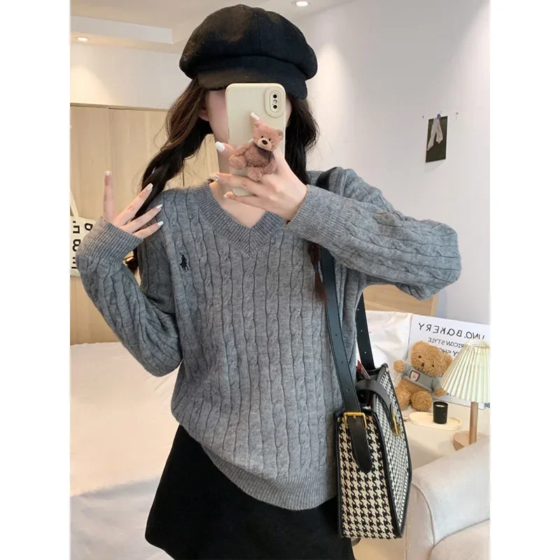 Women\'s Clothing Solid Embroidery V-neck Sweater Autumn Winter New Loose Casual Solid Preppy Style Pullover Thick White Wool Top