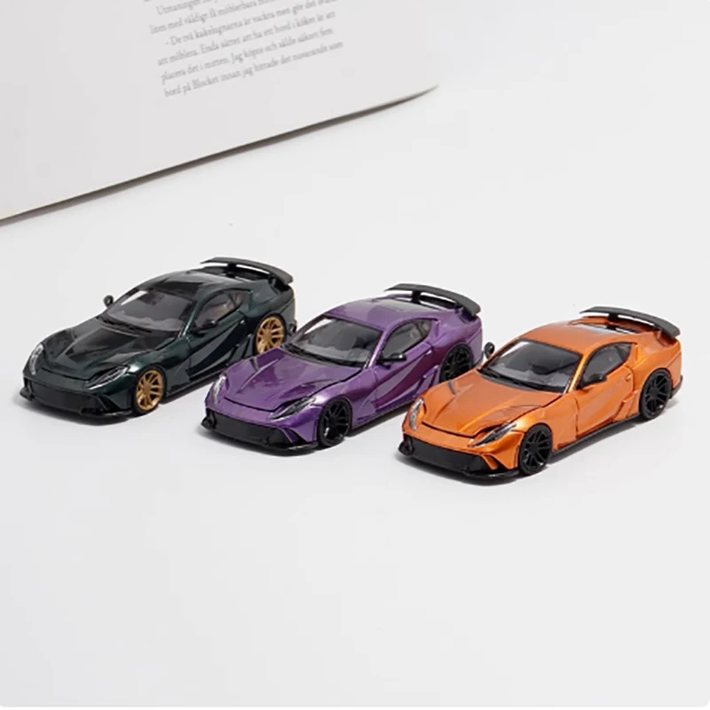 

1:64 Scale 812 V12 Sports Car Novitec Simulation Alloy Car Model Static Display Collectible Toy Gift Souvenir Decoration