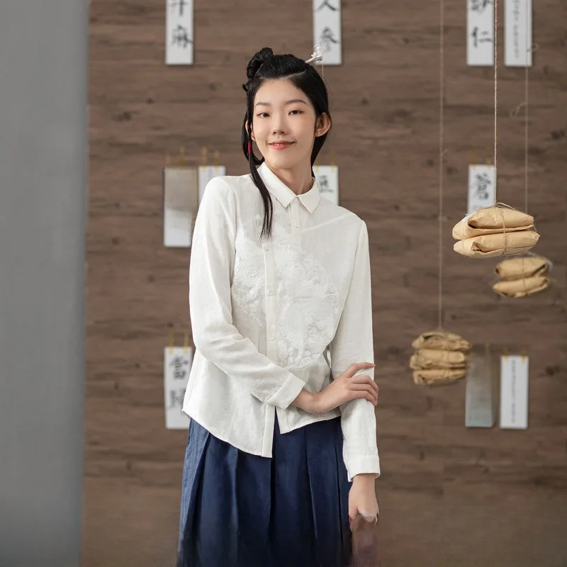 

Retro Embroidered Long Sleeve Linen Shirt Women's Design Sensation Autumn Winter New Style Fashionable Versatile Top