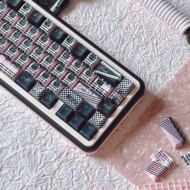 

MiFuny Pink Check Theme Keycap Set PBT Dye Sublimation Cherry Profile Keycaps Custom Key Caps for Mechanical Keyboard Game Gifts
