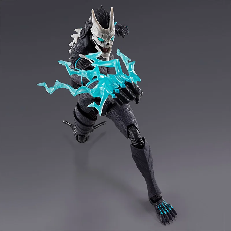 バンダイ カフカ・ヒビノ・カイジュ No. 8体のアニメアクションフィギュアモデル玩具16cmコレクション装飾品