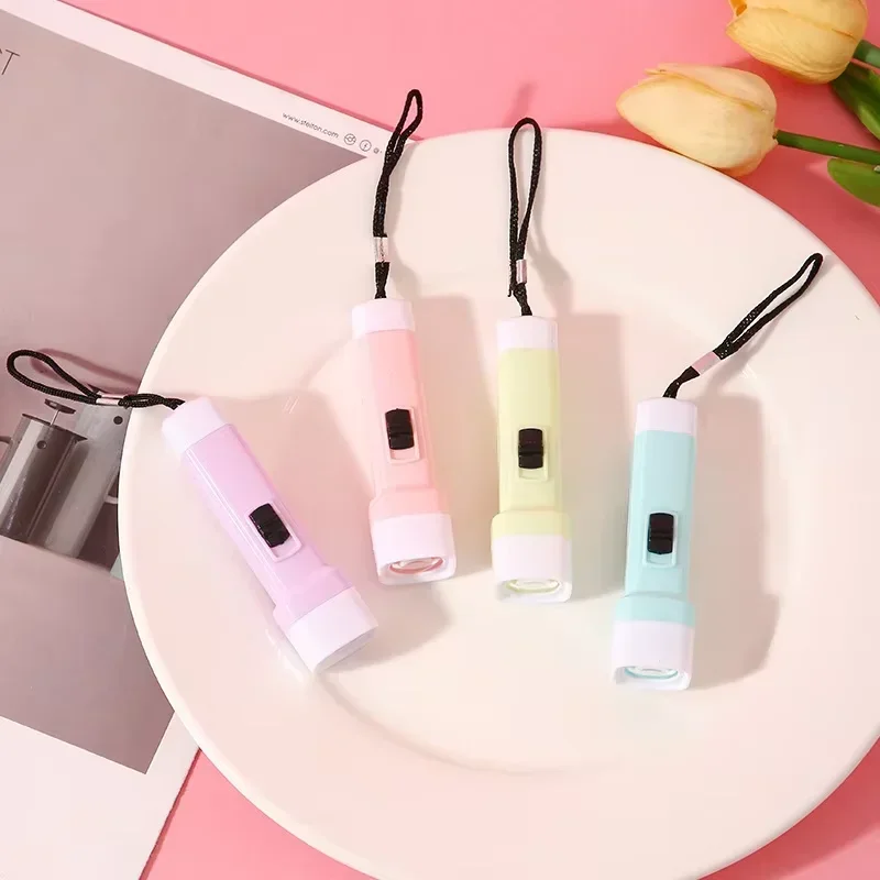Mini Portable Flashlight Nine XPE Lamp Beads Strong Lighting Using 3*AAA Batteries Pocket Outdoor Emergency Torch Children Gifts