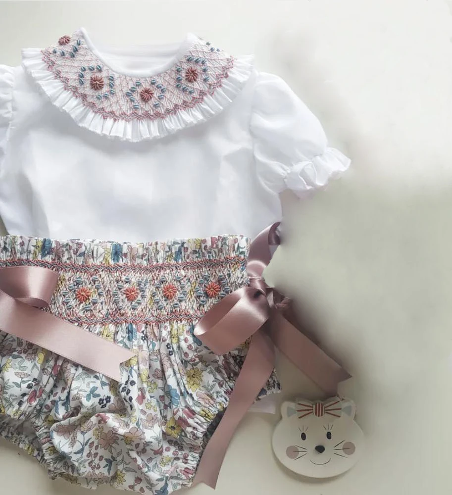 

0-6Y Baby Boy Summer White Short Sleeves Handmade Embroidery Smocked Outfit Suit for Party Birthday Holiday A22