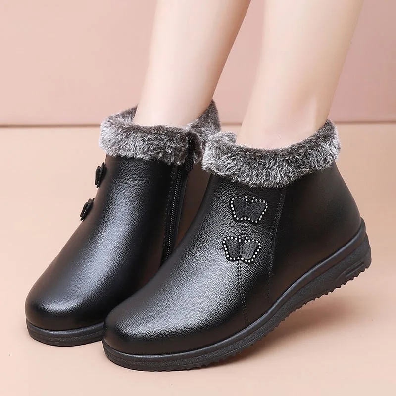 

Warm Fleece Lined Flat Bottom Cotton Shoes for Elderly Women Winter Casual Shoes Waterproof Non Slip Short Boots for Grandmas