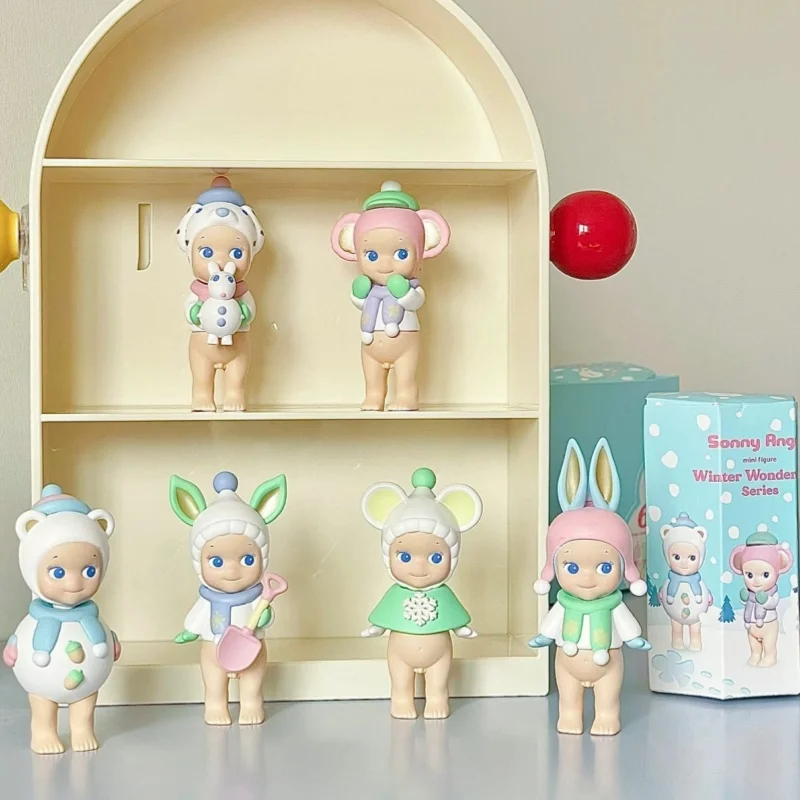 Sonny Angel Winter Dream Series Animal Figure Collection Blind Box Toy Car Office Decor Festive Gift Collectible Mini Figurines