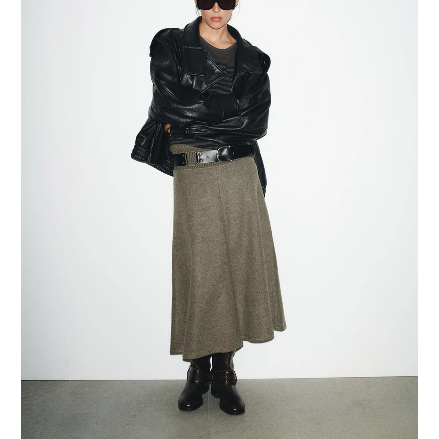 Fall New Women's Design Zipper Decorated PU Leather Long Sve Stand Collar Jaet Coat ort Sle for Ladies