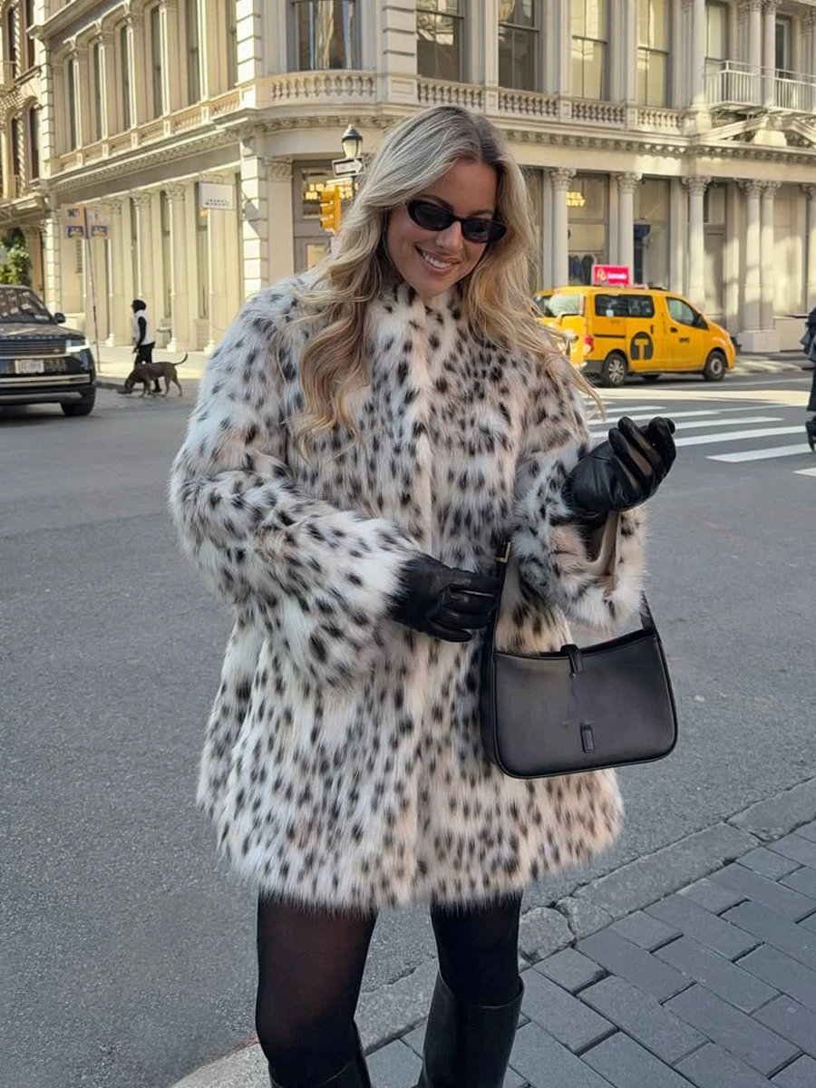2026 Autumn Winter Women Faux Fur Coat Snow Leopard Print High Stand Collar Fluffy Long Jacket White