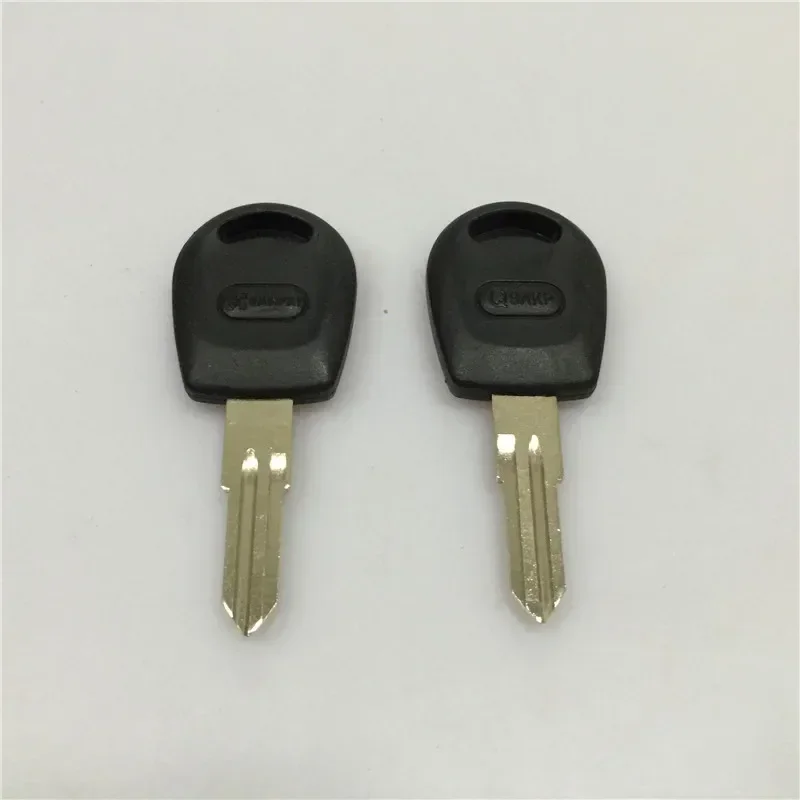 10pcs for Chery for QQ Car Key Embryo Wholesale / D-050 Free Shipping