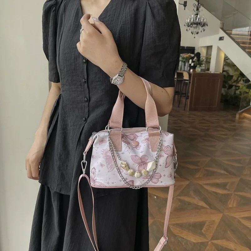 

Designer Motherhood Diaper Bag For Women Luxury Leather Tote Elegant Crossbody Bag Stylish Essential Bag